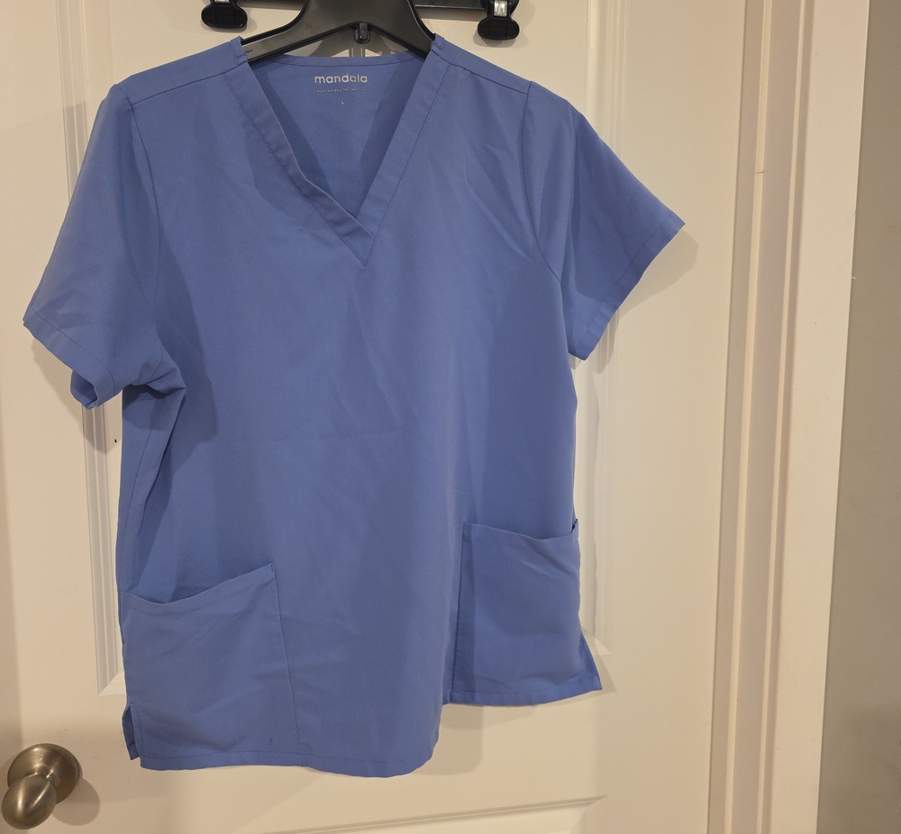 Women's V-Neck Scrub Top in Periwinkle Blue